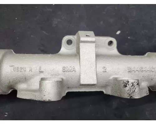 INTERNATIONAL DT 466E Exhaust Manifold