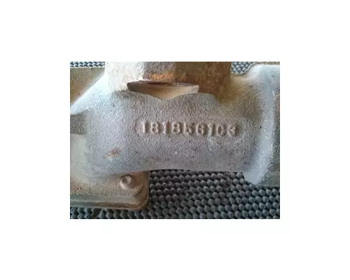 INTERNATIONAL DT 466E Exhaust Manifold