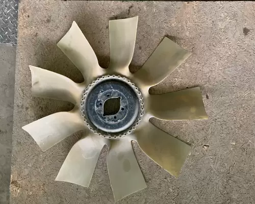 INTERNATIONAL DT 466E Fan Blade