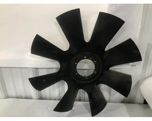 INTERNATIONAL DT 466E Fan Blade