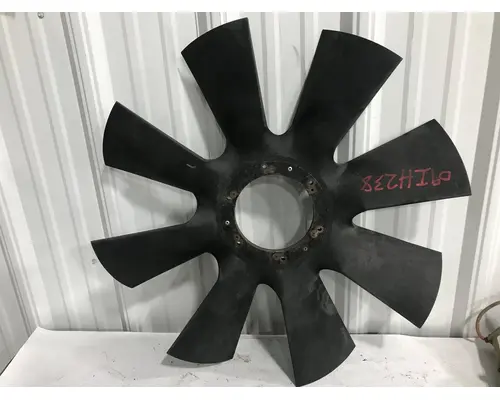 INTERNATIONAL DT 466E Fan Blade