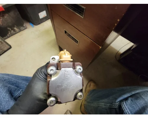 INTERNATIONAL DT 466E Fuel Injector