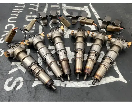 INTERNATIONAL DT 466E Fuel Injector