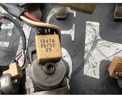 INTERNATIONAL DT 466E Fuel Injector