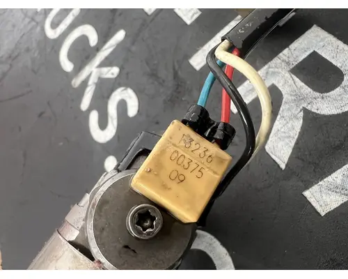 INTERNATIONAL DT 466E Fuel Injector