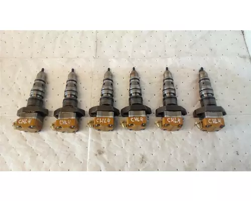 INTERNATIONAL DT 466E Fuel Injector