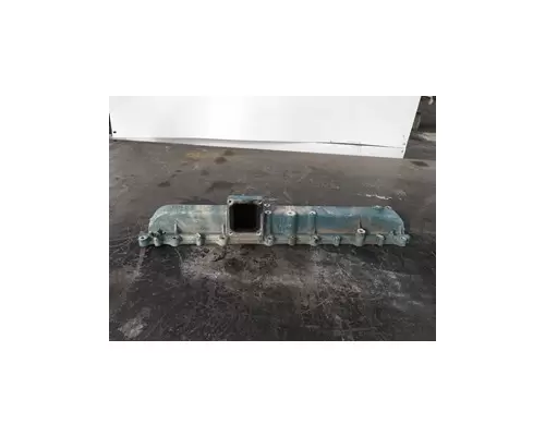 INTERNATIONAL DT 466E Intake Manifold