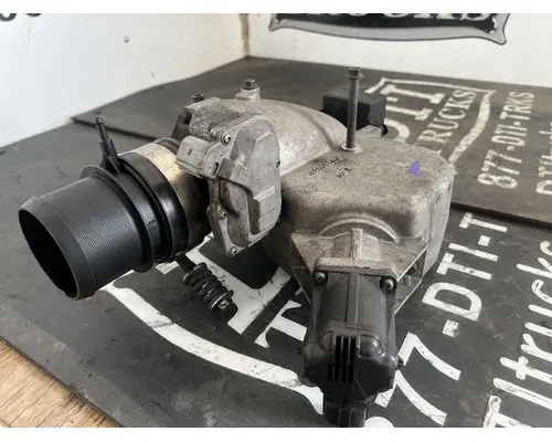 INTERNATIONAL DT 466E Intake Manifold