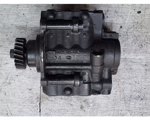 INTERNATIONAL DT 466E Oil Pump