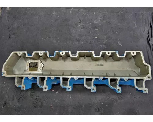 INTERNATIONAL DT 466E Valve Cover