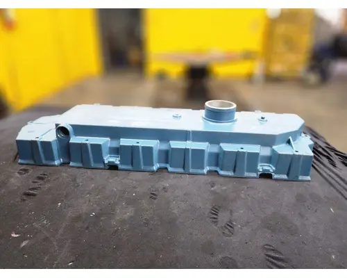 INTERNATIONAL DT 466E Valve Cover