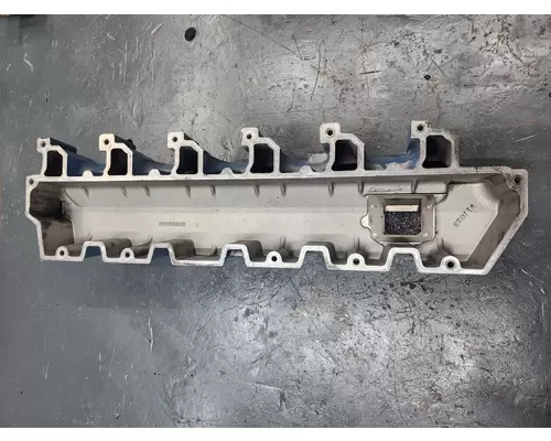 INTERNATIONAL DT 466E Valve Cover