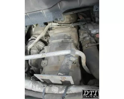 INTERNATIONAL DT 466E Valve Cover