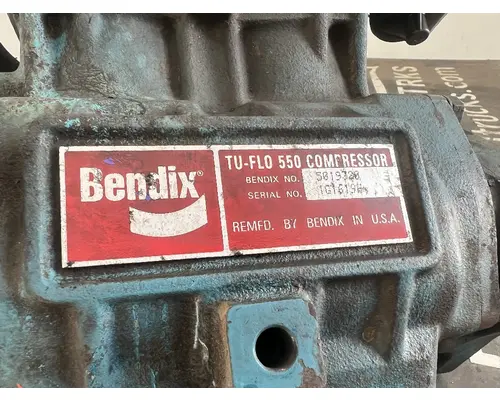 INTERNATIONAL DT 466M Air Compressor
