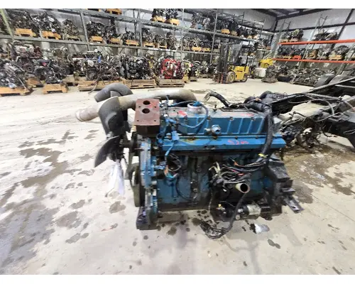 INTERNATIONAL DT 466 Engine Oil Cooler