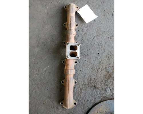 INTERNATIONAL DT 466 Exhaust Manifold