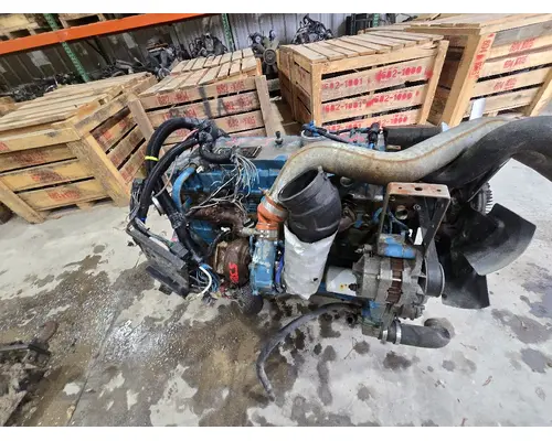 INTERNATIONAL DT 466 Front Cover