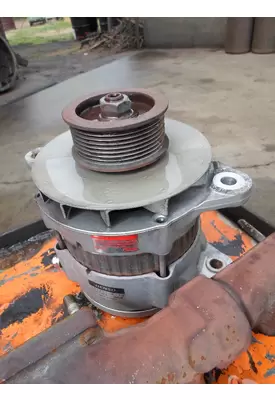 INTERNATIONAL DT 530E Alternator