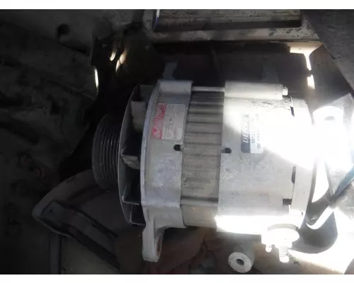 INTERNATIONAL DT 530E Alternator