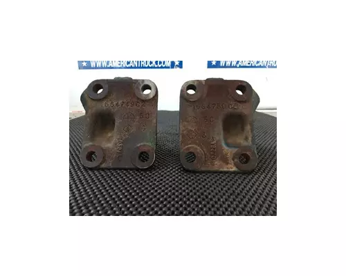 INTERNATIONAL DT 530E Engine Mounts