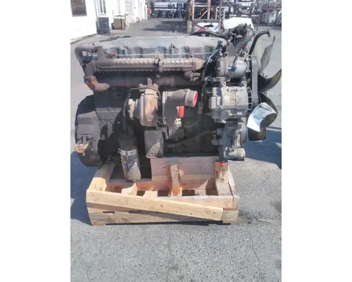 INTERNATIONAL DT-HT570 EPA 04 ENGINE ASSEMBLY