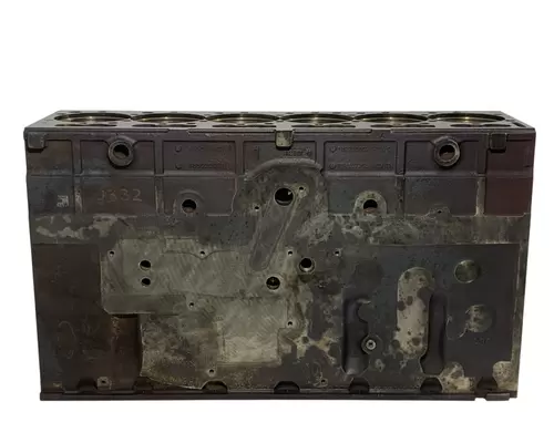 INTERNATIONAL DT466 EGR Cylinder Block