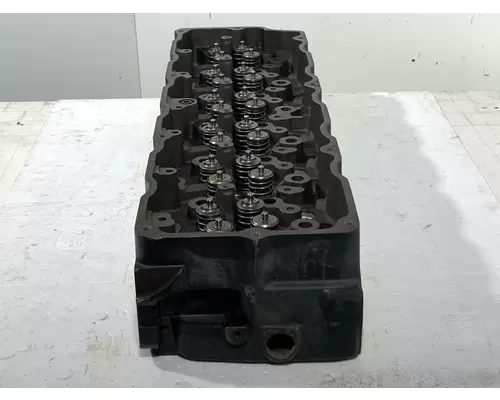 INTERNATIONAL DT466 EGR Cylinder Head