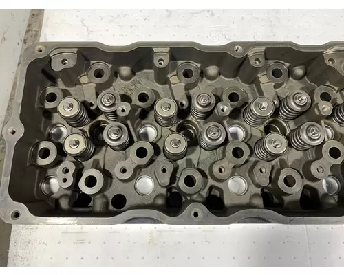 INTERNATIONAL DT466 EGR Cylinder Head