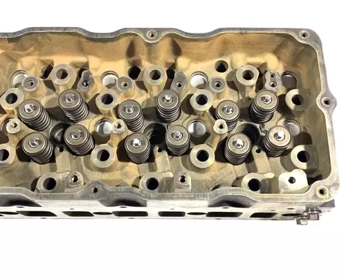 INTERNATIONAL DT466 EGR Cylinder Head