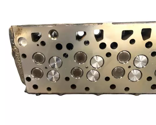 INTERNATIONAL DT466 EGR Cylinder Head