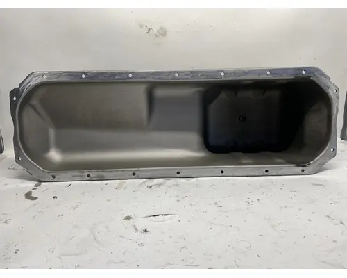 INTERNATIONAL DT466 EGR Oil Pan
