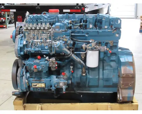 INTERNATIONAL DT466 Mechanical Engine Assembly