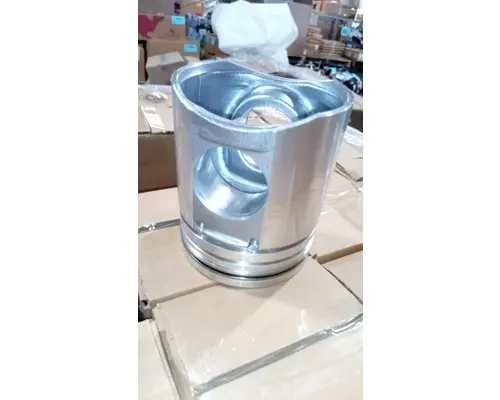 INTERNATIONAL DT466 NGD-P (MECH) Piston