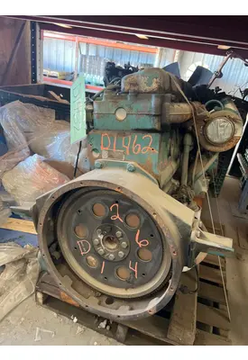 INTERNATIONAL DT466A ENGINE ASSEMBLY