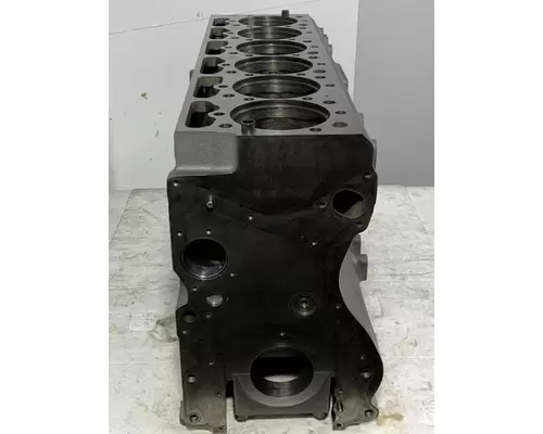 INTERNATIONAL DT466B Engine Block