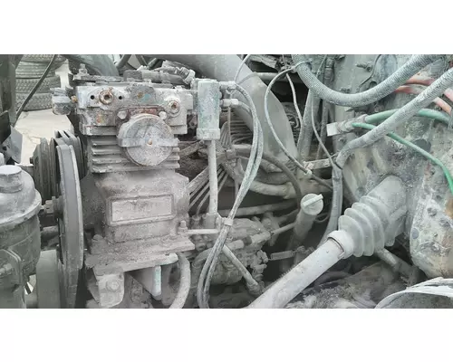 INTERNATIONAL DT466C CHARGE AIR COOLED ENGINE ASSEMBLY