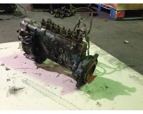 INTERNATIONAL DT466C CHARGE AIR COOLED FUEL INJECTION PUMP