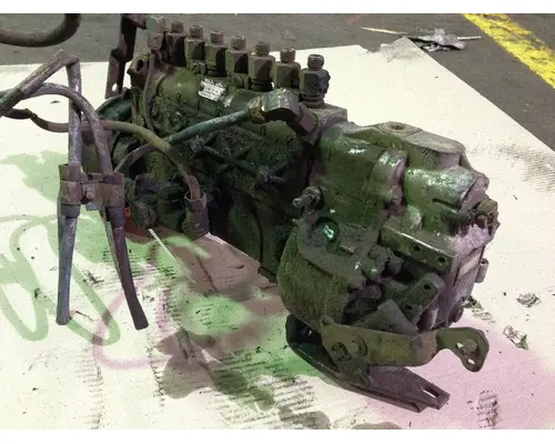 INTERNATIONAL DT466C CHARGE AIR COOLED FUEL INJECTION PUMP