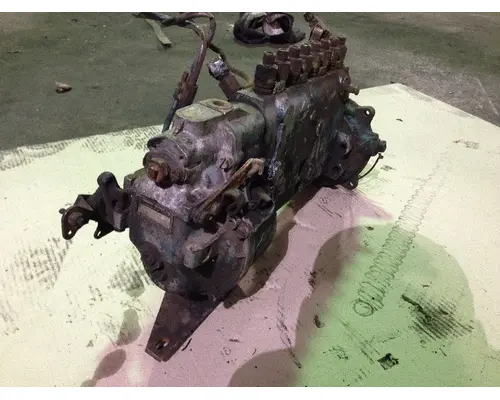 INTERNATIONAL DT466C CHARGE AIR COOLED FUEL INJECTION PUMP