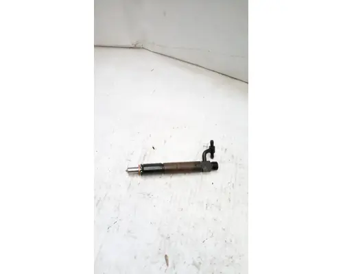 INTERNATIONAL DT466C CHARGE AIR COOLED Fuel Injector
