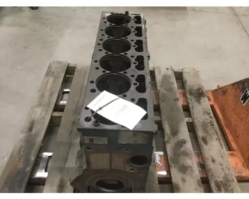 INTERNATIONAL DT466E   CYLINDER BLOCK