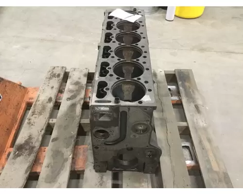 INTERNATIONAL DT466E   CYLINDER BLOCK