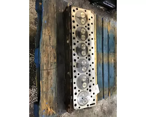 INTERNATIONAL DT466E   CYLINDER HEAD