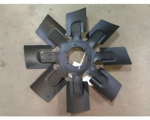 INTERNATIONAL DT466E   FAN COOLING