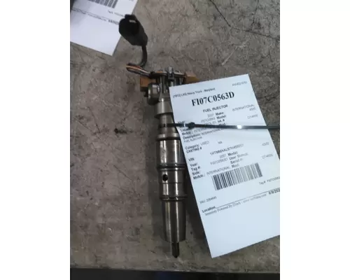 INTERNATIONAL DT466E   FUEL INJECTOR