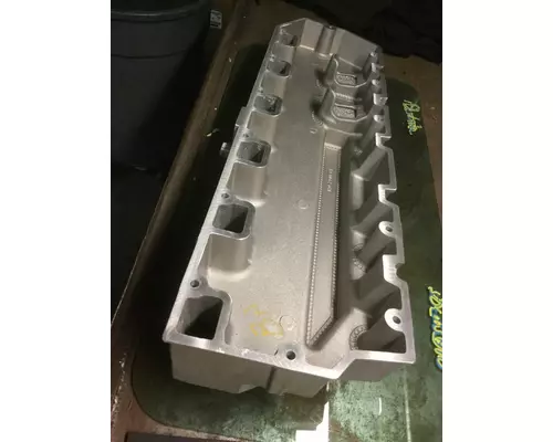 INTERNATIONAL DT466E   Valve Cover
