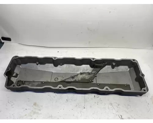 INTERNATIONAL DT466E EGR Valve Cover