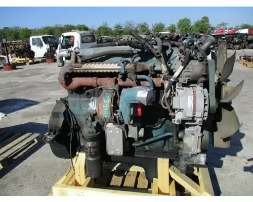 INTERNATIONAL DT466E EPA 04 ENGINE ASSEMBLY