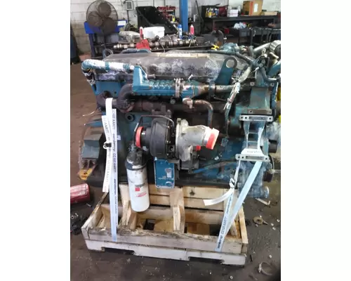 INTERNATIONAL DT466E EPA 04 ENGINE ASSEMBLY