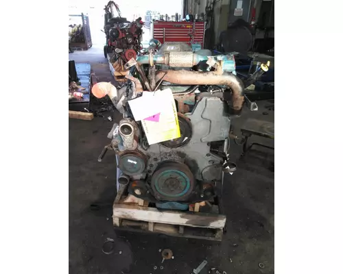 INTERNATIONAL DT466E EPA 04 ENGINE ASSEMBLY